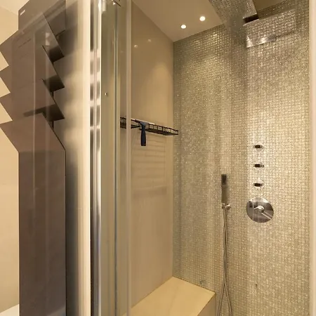 Splendide Rooftop Jacuzzi Tour Eiffel Ac * Париж
