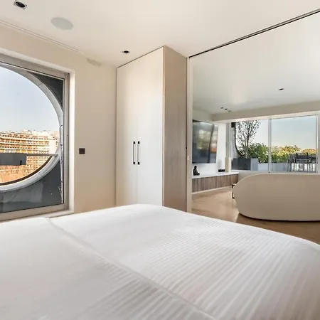 Splendide Rooftop Jacuzzi Tour Eiffel Ac * Париж