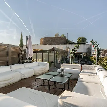 Апартаменты Splendide Rooftop Jacuzzi Tour Eiffel Ac *